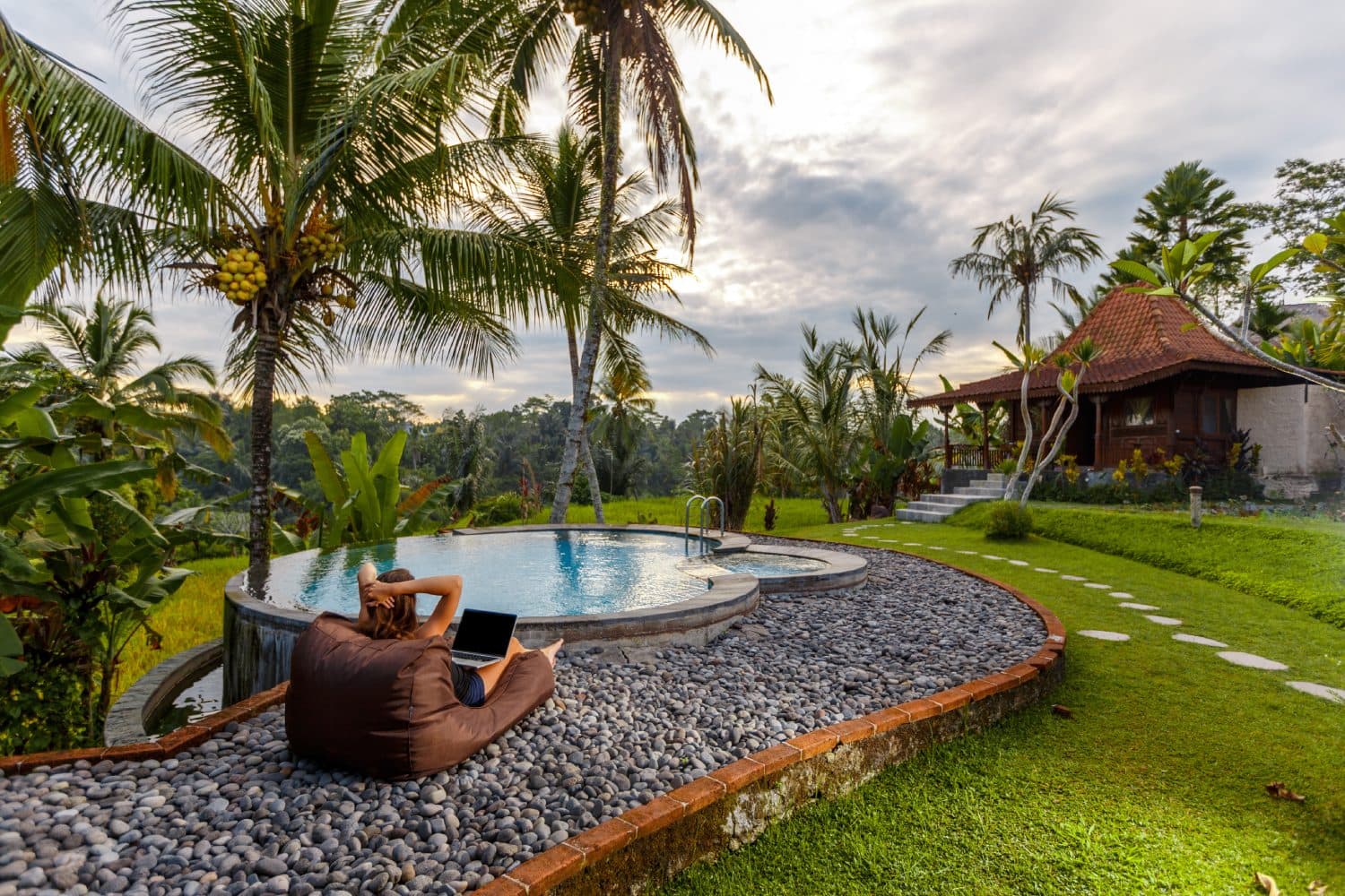 A Guide to Live in Bali and Work Remotely